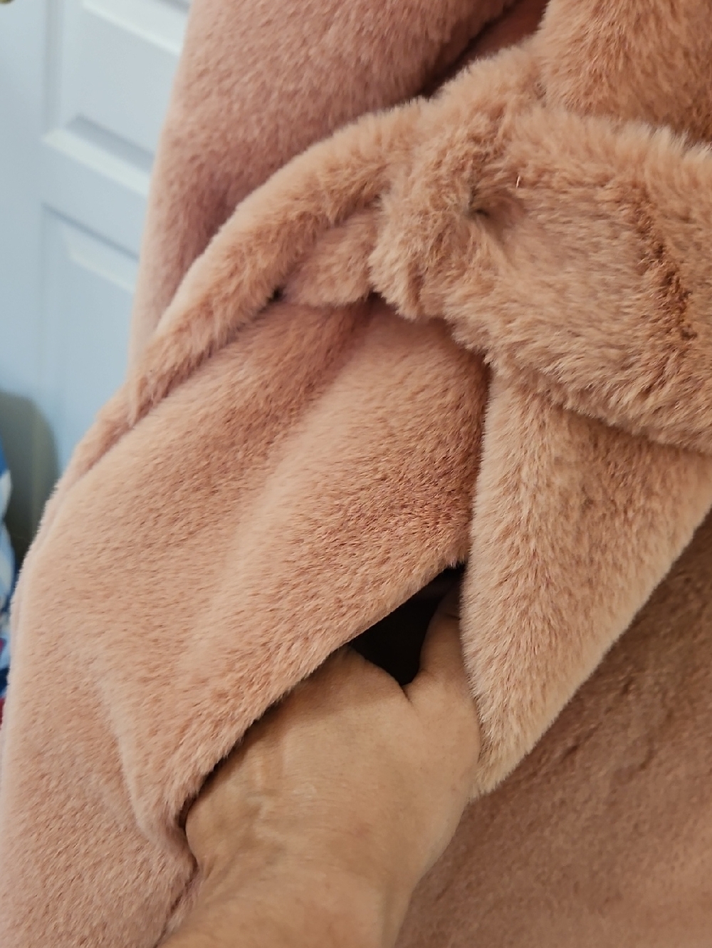 Victoria’s Secret | Blush Pink Faux Fur Plush Robe M/L - Picture 9 of 12